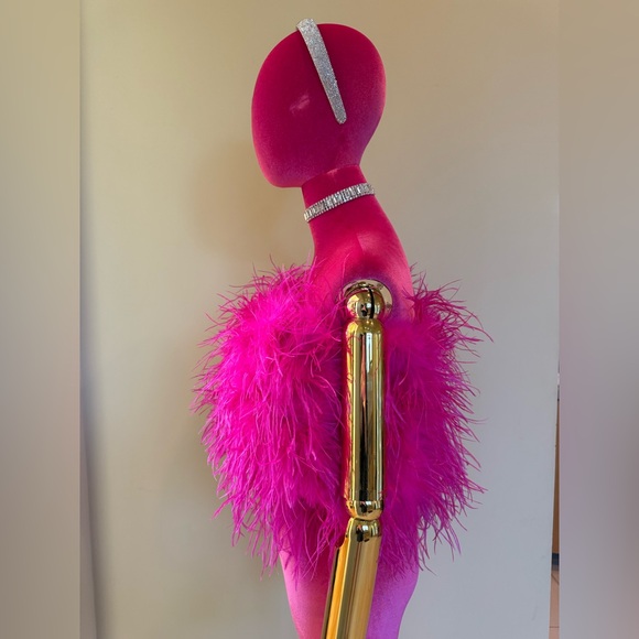 Ostrich feathers hot pink crop top. New - Picture 4 of 4